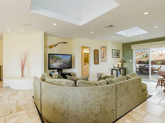 3rd image of 3467 Lynn Ct