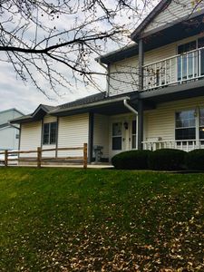 610 Barrington Ct APT C, West Bend, WI, 53095