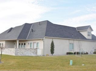 3710 Canyon Lakes Dr BUILDING B, Kennewick, WA 99337