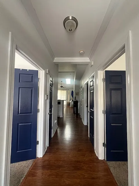 Entry hallway - Christian Dr