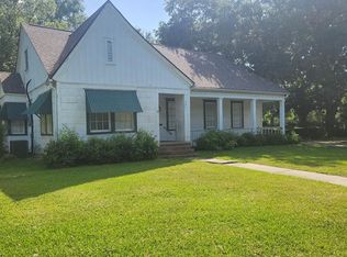 3901 Forest Dr, Port Arthur, TX 77642