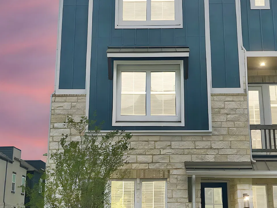 832 Concan Dr