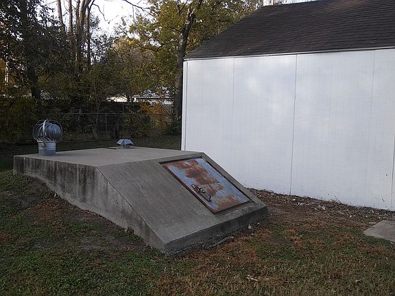 CLEAN Concrete Storm Shltr