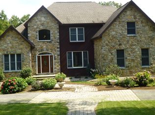 245 Cocalico Rd, Robesonia, PA 19551