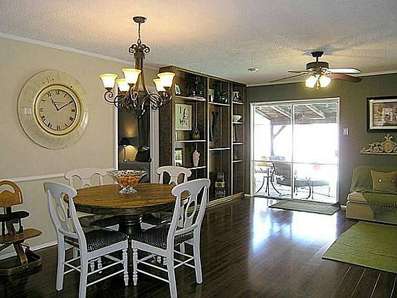3rd image of 7117 Green Meadow Dr