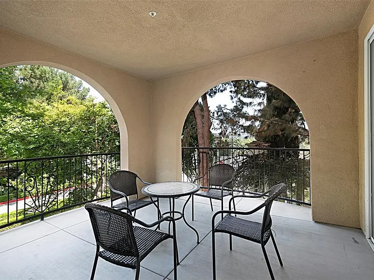 2266 Watermarke Pl — Photo 10