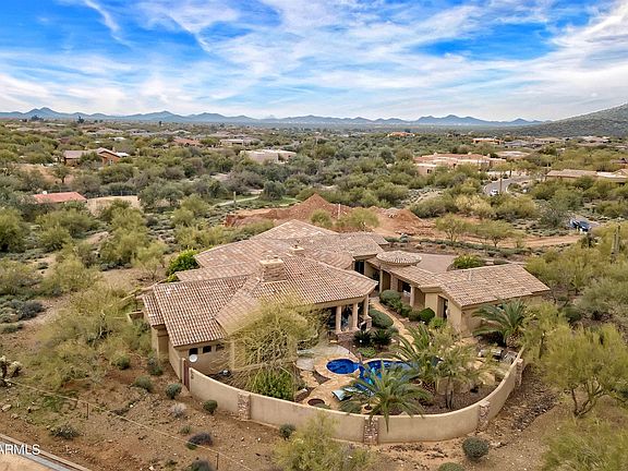 3rd image of 5559 E Canyon Ridge North Dr