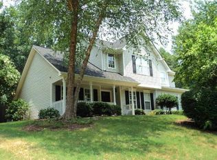 98 N Strathmore Dr, Sharpsburg, GA 30277