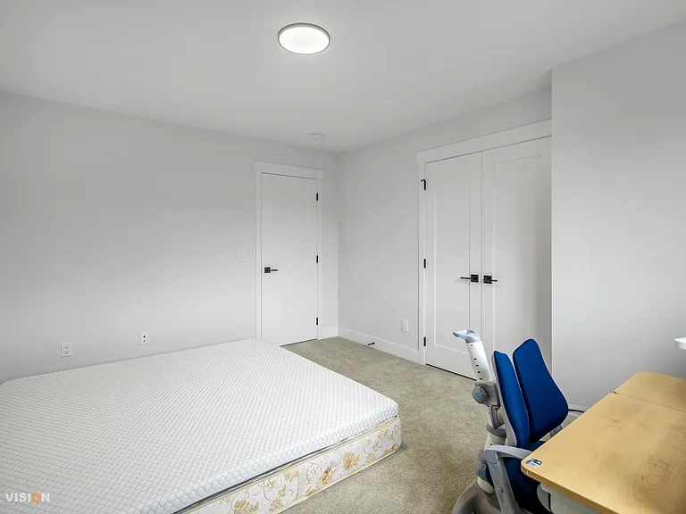 20463 76a Ave — Photo 31