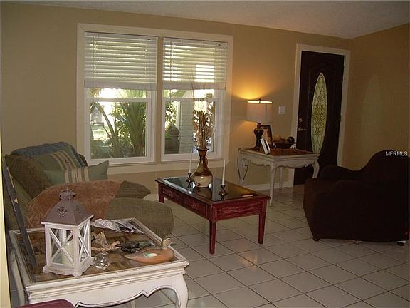 4th image of 649 Bay Lake Trl