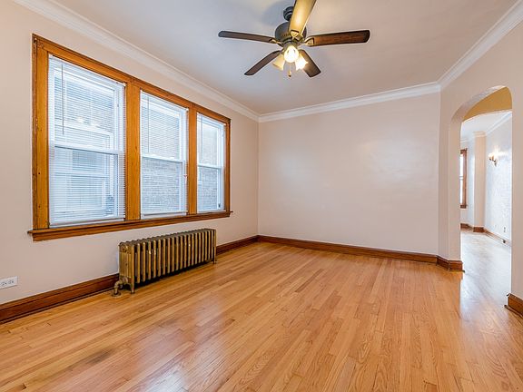 5th image of 5336 W Drummond Pl #2