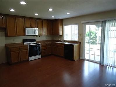 3rd image of 1702 S Palmetto Ave