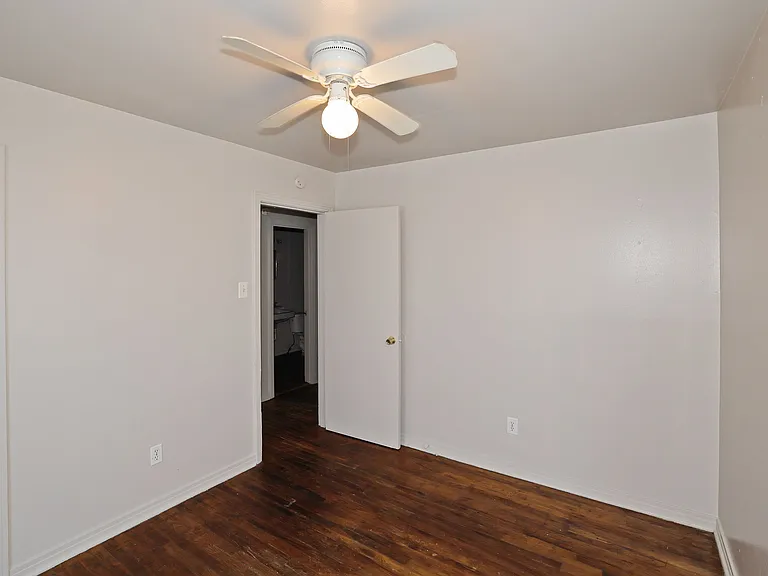 1414 S Nance St — Photo 17