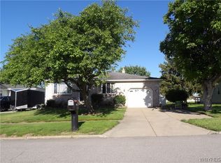 30 Sherry Dr, Depew, NY 14043