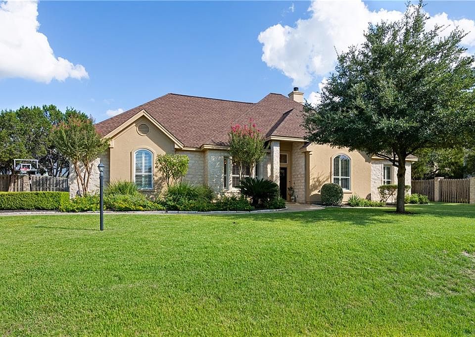 1st image of 122 Betula Dr