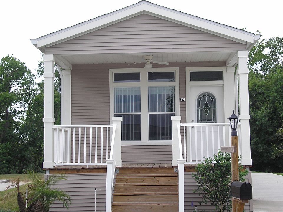 1st image of 493 Chickadee Ct