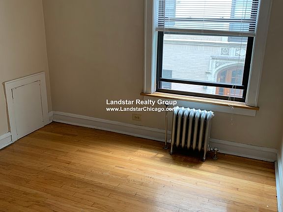 2nd image of 4525 N Paulina St APT 1B
