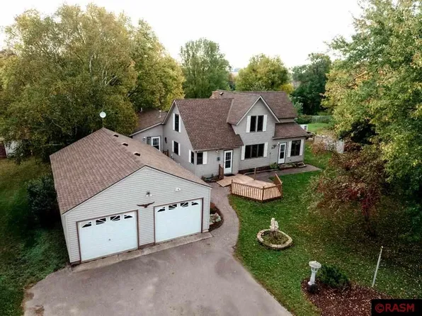 28685 Sleepy Hollow Rd, Winthrop, MN 55396