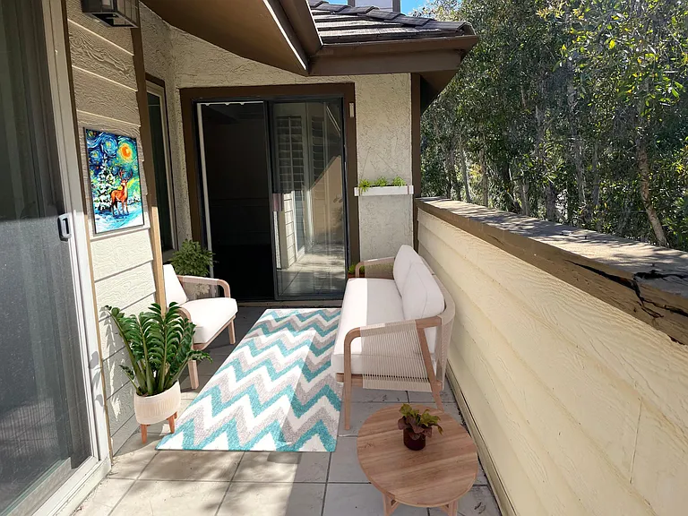 2571 Plaza Del Amo #310 — Photo 8