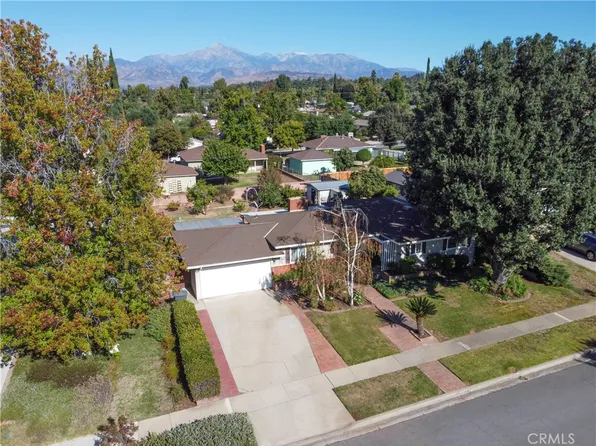 805 Nottingham Dr, Redlands, CA 92373