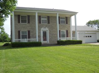 607 Kleewood Dr, Fulton, MO 65251