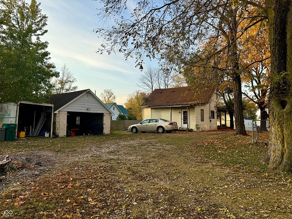 2nd image of 8345 N State Road 109