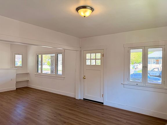 5th image of 2721 S Gramercy Ave E