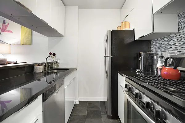 Rented by Compass | media 11