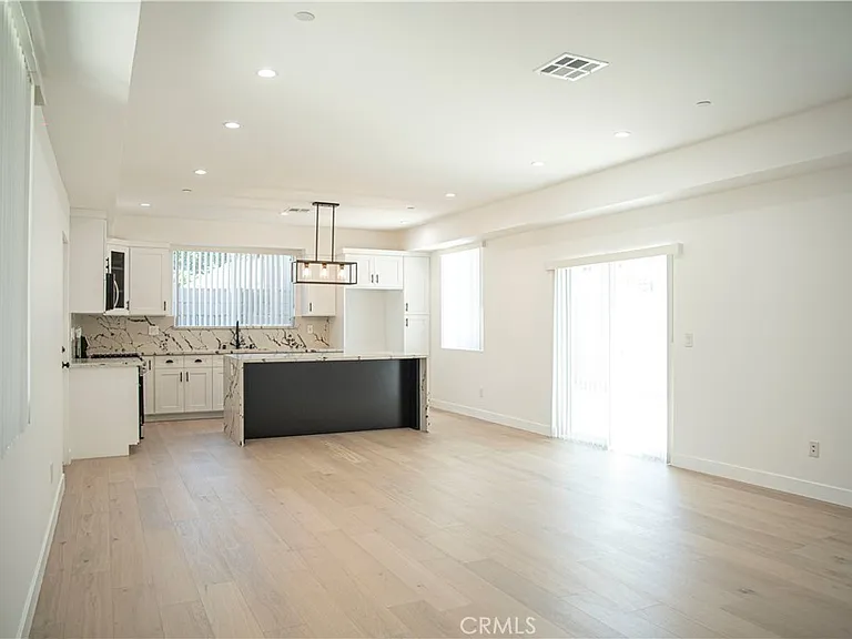3046 West Blvd — Photo 3