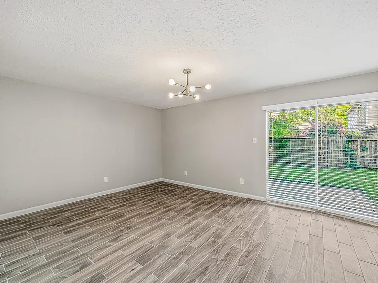 2911 Waypark Dr — Photo 16