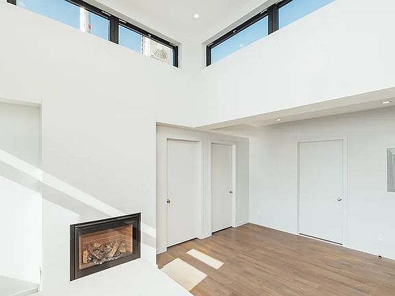 3rd image of 38 Melrose St #302