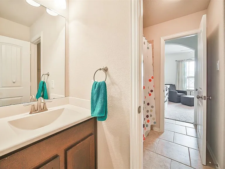 8510 Brinklow Point Dr — Photo 30