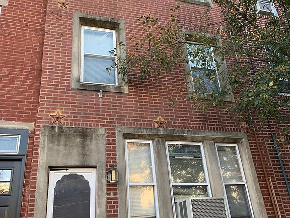 2nd image of 2074 E Dauphin St