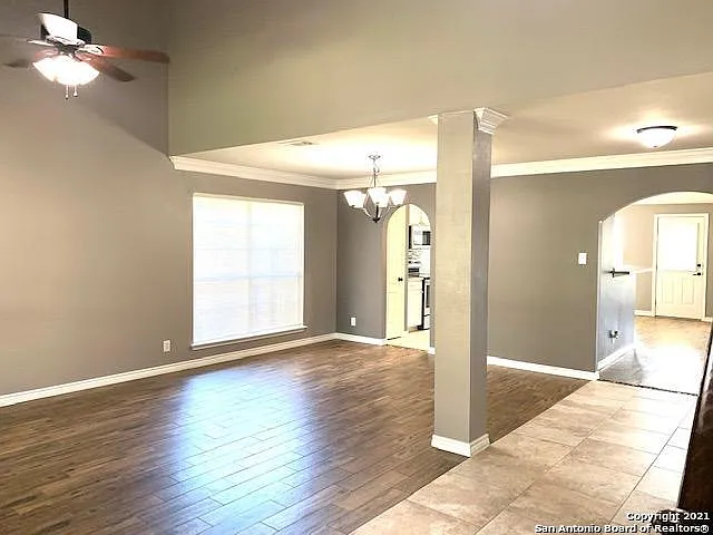 2546 Woodland Village Pl — Photo 2