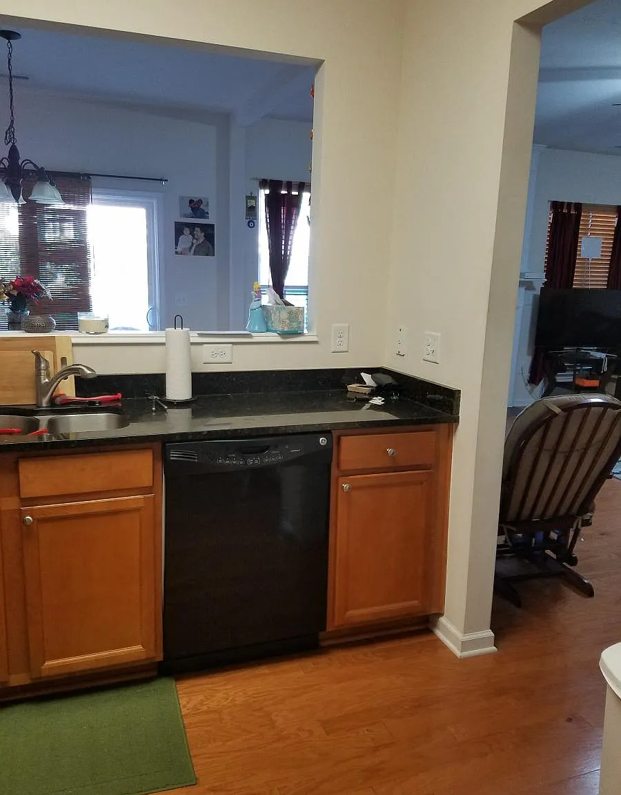 3 bed, 1776 sqft, $2,100 — Photo 1