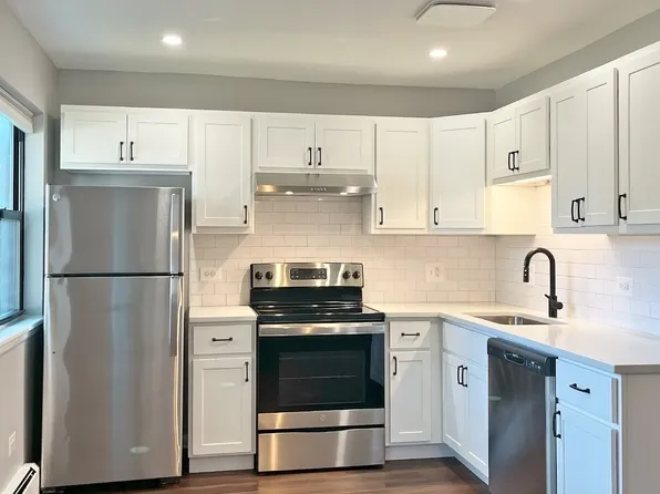 516 Des Plaines Ave., 516 Des Plaines Ave #6B, Forest Park, IL 60130