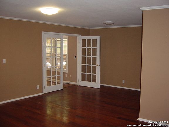 3rd image of 2311 Kenilworth Blvd
