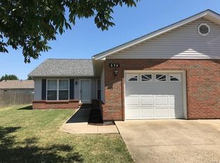 636 Donna Dr, O Fallon, IL 62269