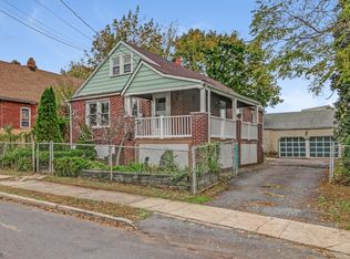 11 Ambrose St, Somerset, NJ