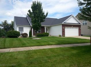 986 Saint Johns Chase, Grand Ledge, MI 48837