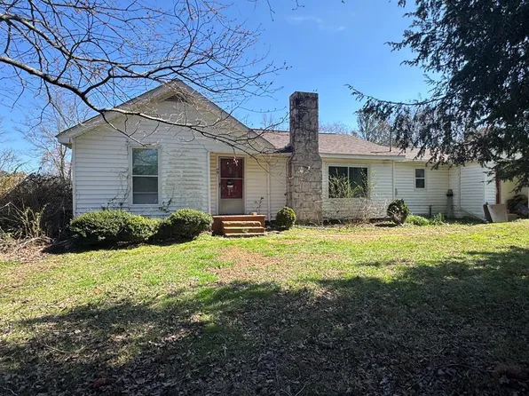 1037 Tunnel Hill Rd, Tunnel Hill, GA 30755