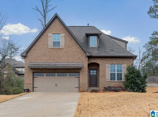 722 Staffordshire Dr, Vestavia, AL 35226