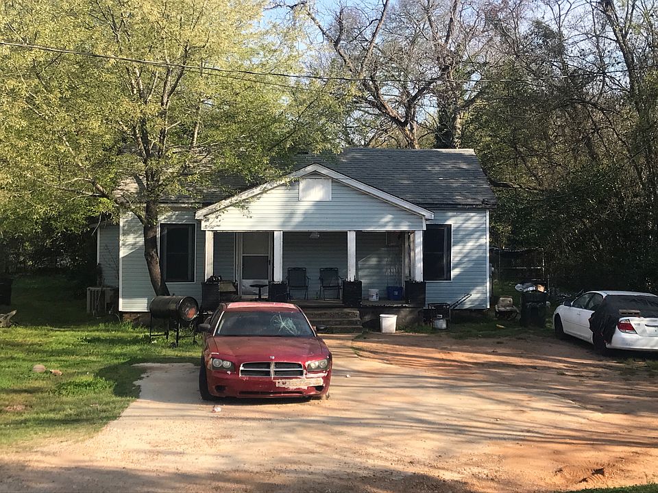 1st image of 3002 8th St