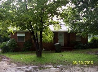200 Lawton Dr, Allendale, SC 29810