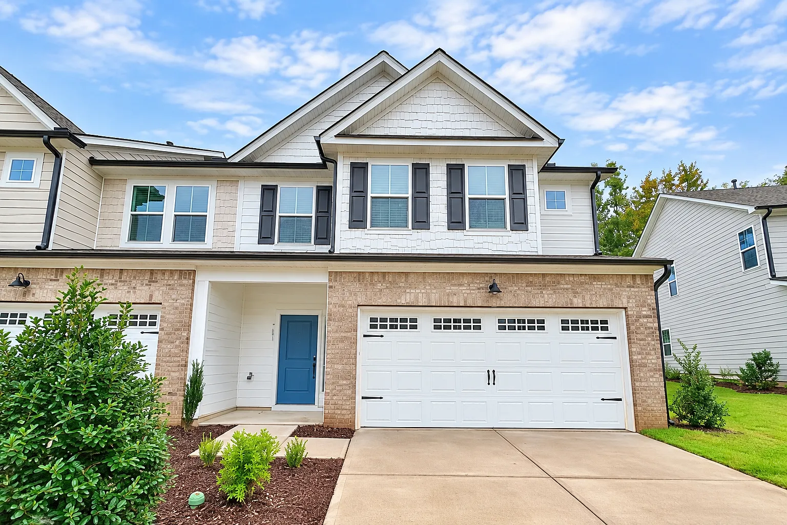 3 bed, 1872 sqft, $2,100 — Photo 1