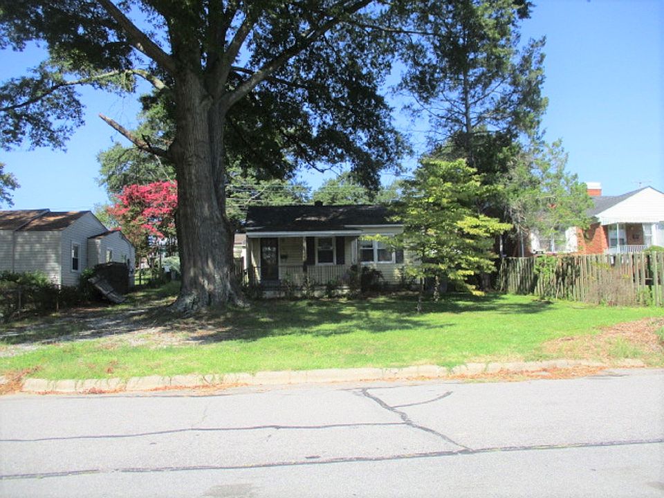 1st image of 605 Jefferson St