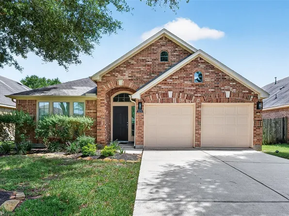 5606 Walnut Glen Ln, Rosenberg, TX 77471