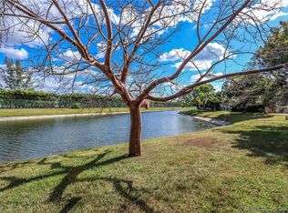 1051 SW 85th Ave, Pembroke Pines, FL 33025