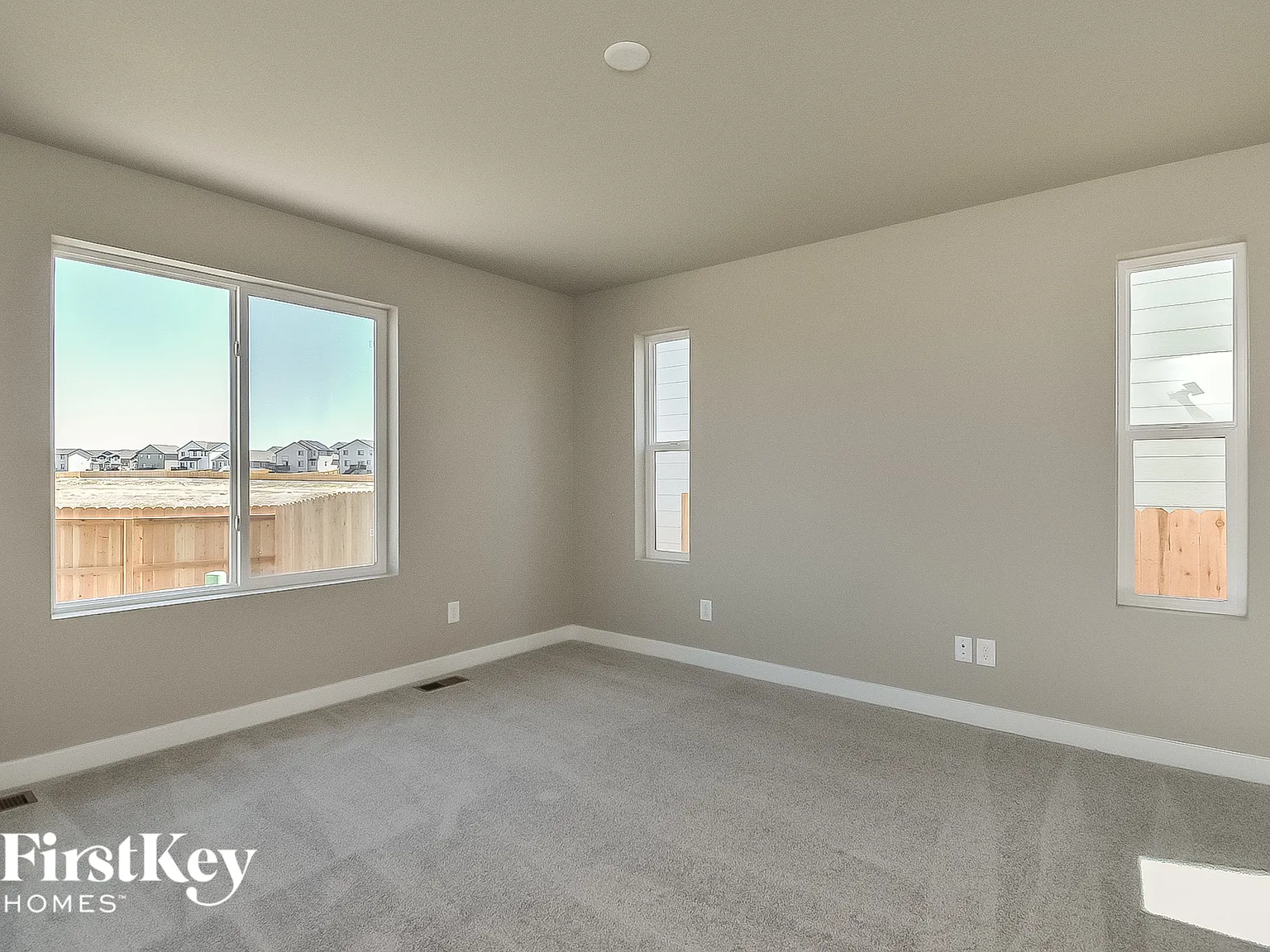 3 bed, 2.5 bath, 1562 sqft, $2,580 — Photo 2