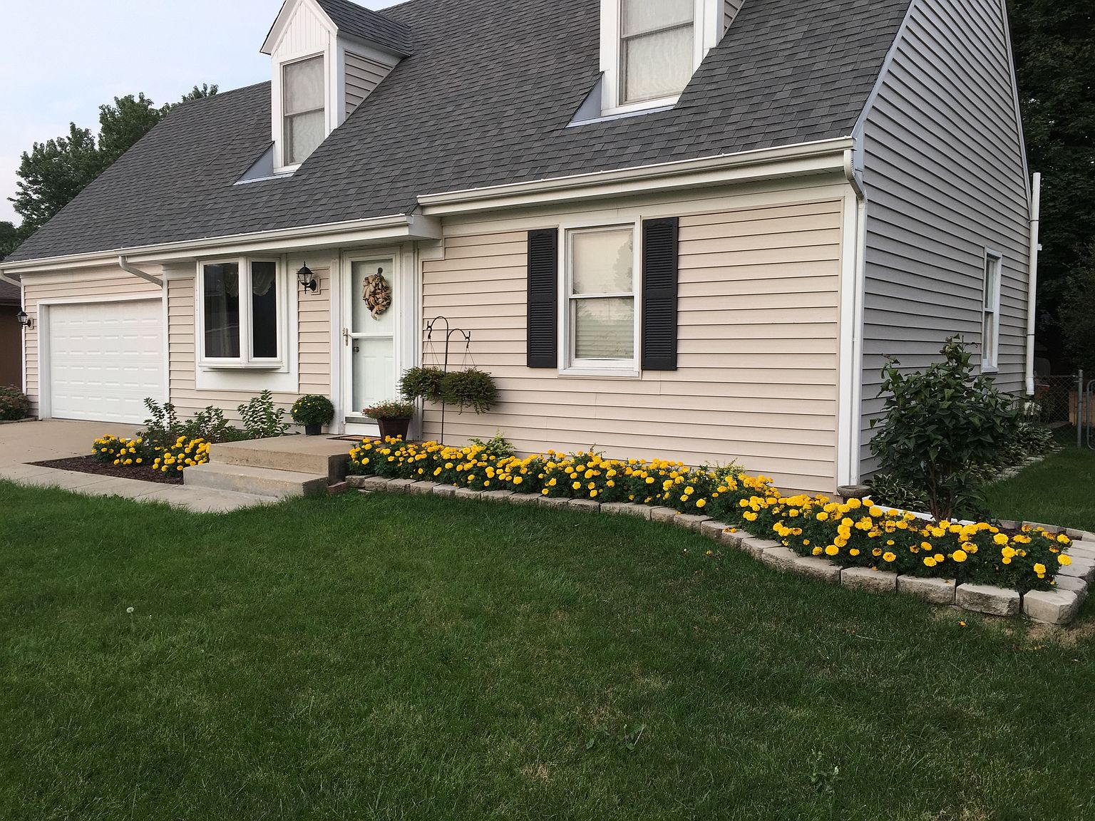 1111 Almond Dr, Aurora, IL 60506 Zillow